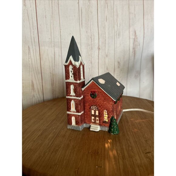 Holiday Expressions Lighted Church House 1992 Dickens Collectables Porcelain - Picture 2 of 8